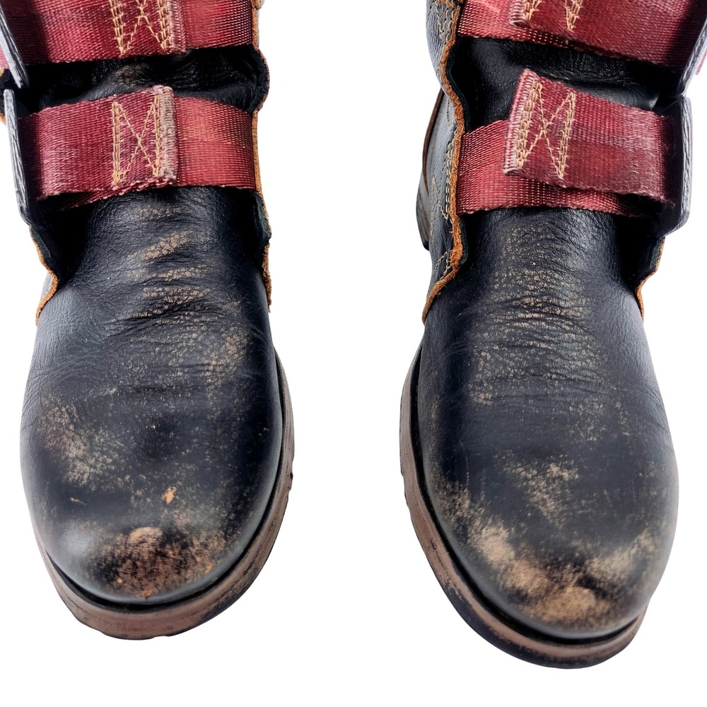 Black Leather Buckle Boots with Red Straps - Picture 7 of 9
